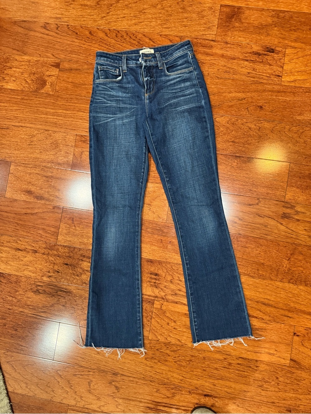 L'Agence Oriana high-rise straight leg jeans in a dark wash Size 24 NWOT